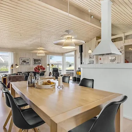 3 Bedroom Stunning In Hjorring *
