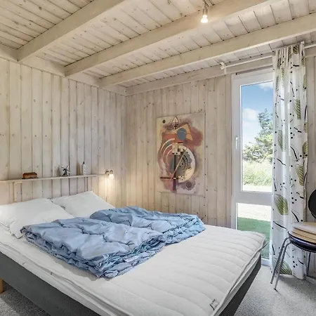 3 Bedroom Stunning Home In Hjorring * Hjørring