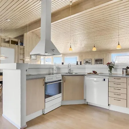 Holiday home 3 Bedroom Stunning In Hjorring *